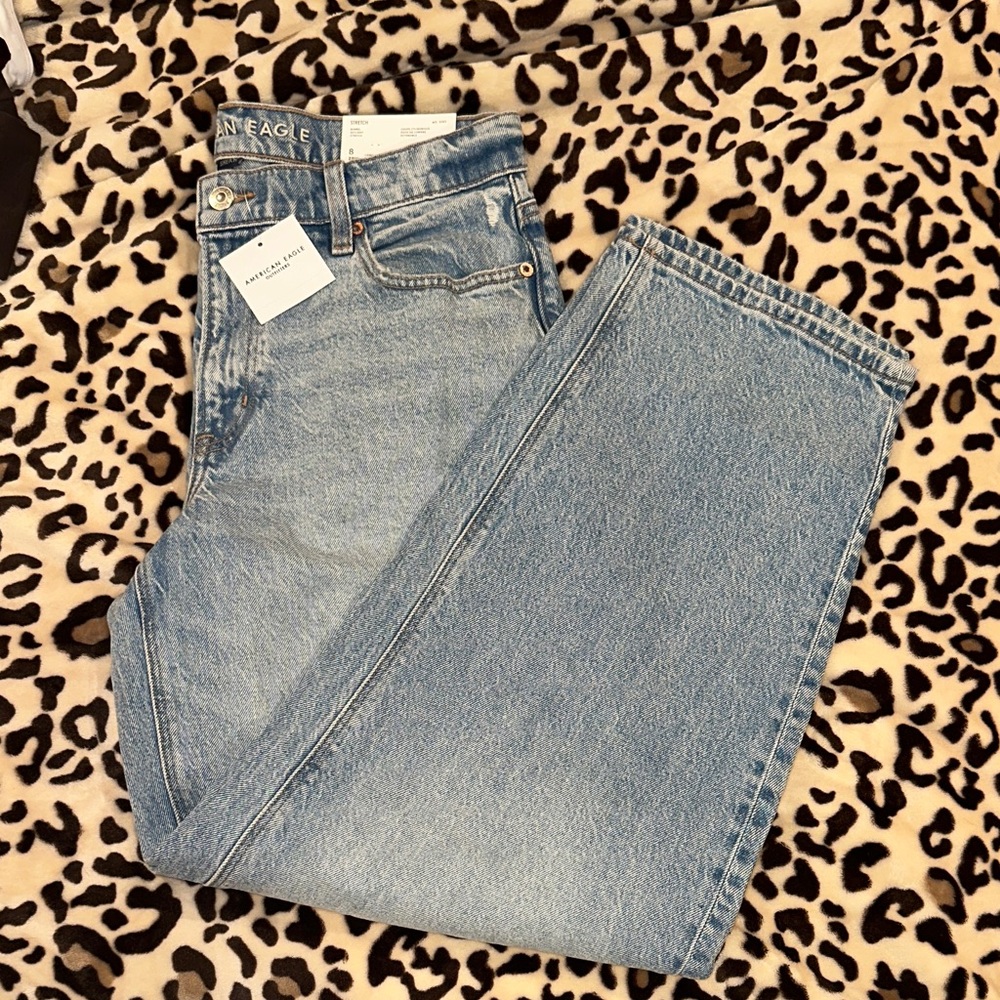 American Eagle Outfitters Light Blue barrel Jeans